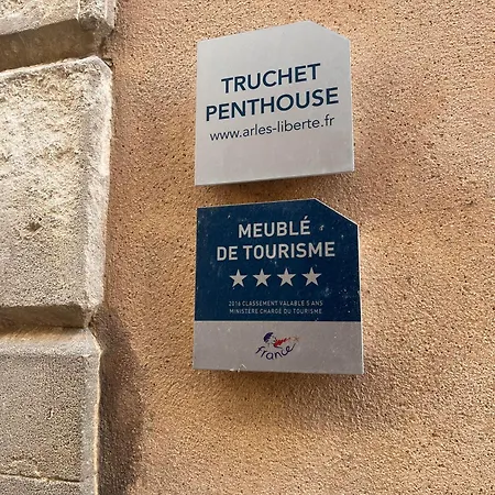 Truchet Penthouse *